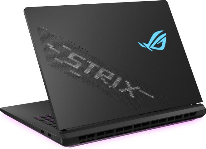 ASUS G835LX-SA008W