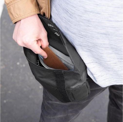Actual product image Peak Design Field Pouch v2 (Camera shoulder bag, Camera hip bag, 3 l)