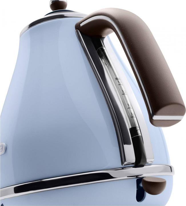 Hellblau, Brown