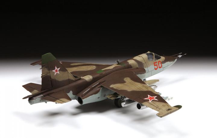 Immagine prodotto 1:48 Sukhoi SU-25 Frogfoot Sov.att.airc.