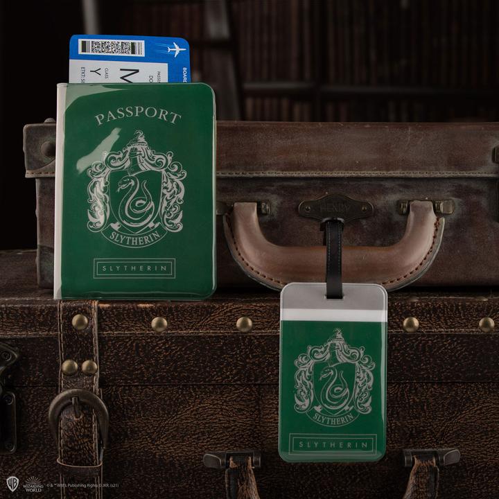 Actual product image Cinereplicas Set of Passport cover and Tag - Slytherin - Harry Potter CR2512 (Case)