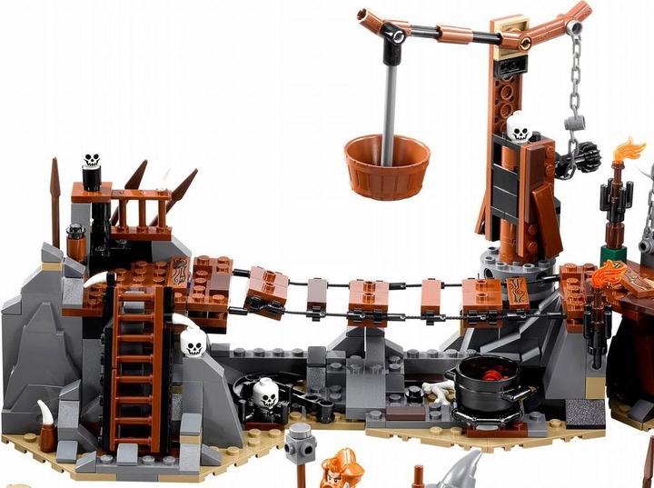 Produktbild LEGO The Hobbit Höhle des Goblin Königs (79010, LEGO Lord of the Rings)
