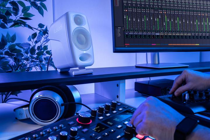 Image du produit IK Multimedia iLoud Micro Monitor Pro Single (Actif, 1 pièce, 1x 50 W)