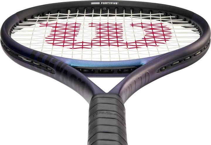 Actual product image Wilson Ultra 100 V4.0 tennis racket (3, 300 g)