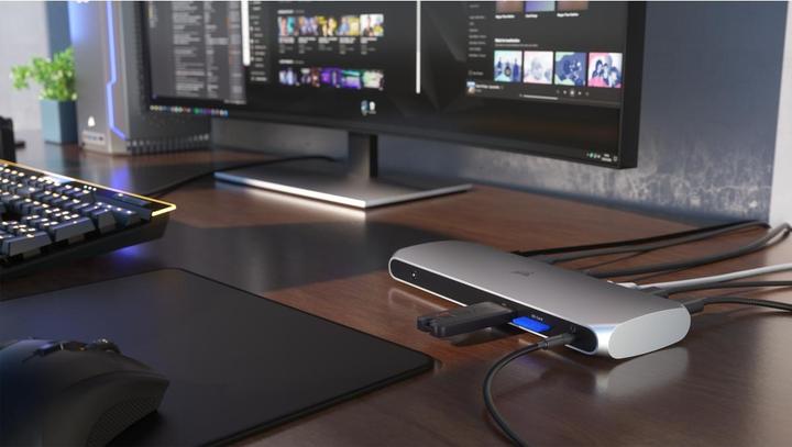 Actual product image Corsair TBT100 (Thunderbolt, 9 Ports)