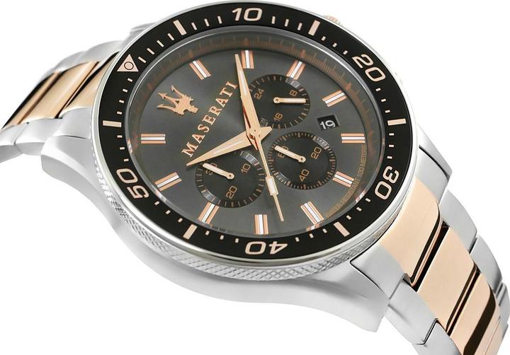 Actual product image Maserati Sfida (Chronograph, 44 mm)