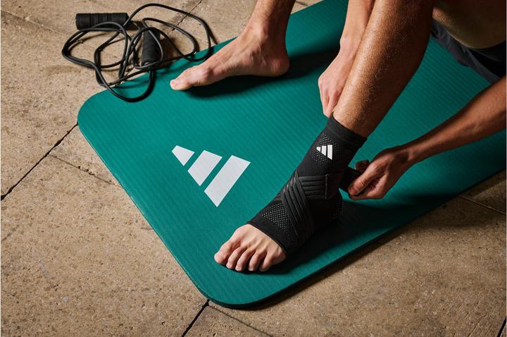 Produktbild adidas Knöchelbandage Aeroready Ankle Support M (M)