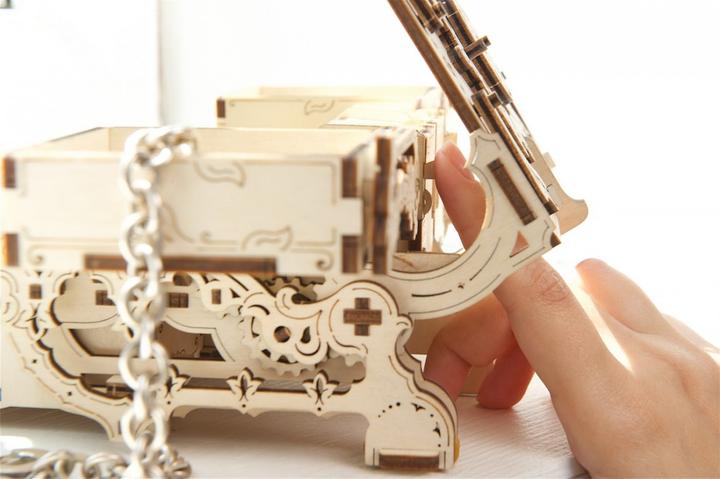Image du produit Ugears Cercueil antique (185 pièces)