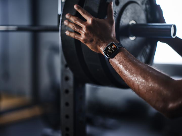 Actual product image Amazfit BIP 6, BLACK
