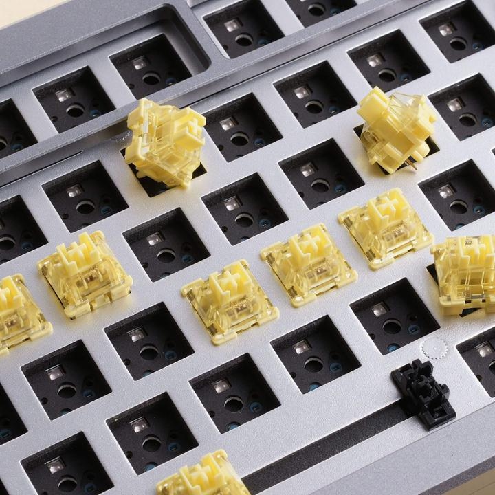 Actual product image Akko V3 Pro Cream Yellow