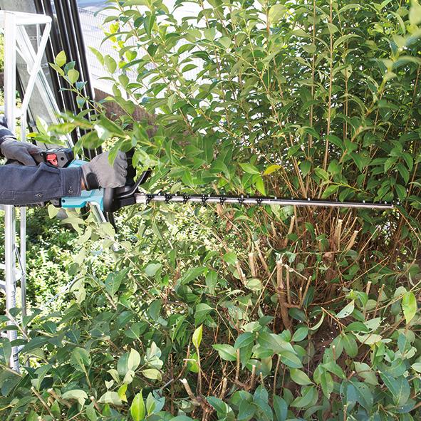 Actual product image Makita UH007GZ (Cordless hedgecutters)