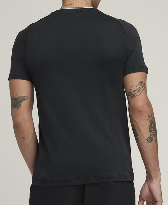 Actual product image Wilson Team Seamless Crew Men Black (L)