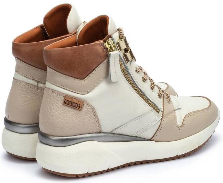Actual product image Pikolinos Sella (40)