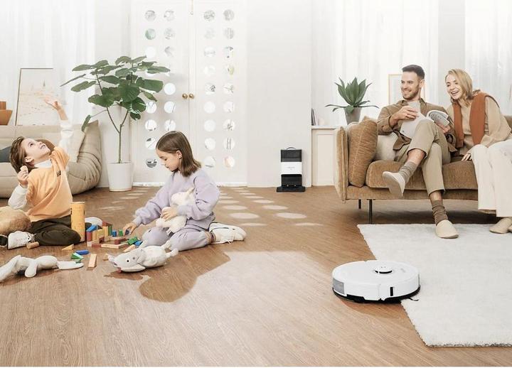 Actual product image Roborock S8+ (Vacuum mopping robot)