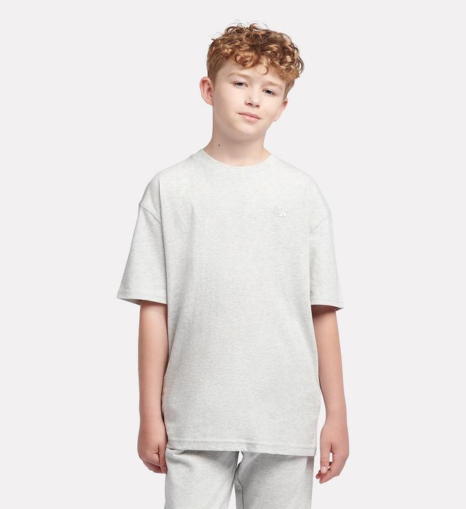 Image du produit New Balance B Jersey Small Logo Tee (14, 15)