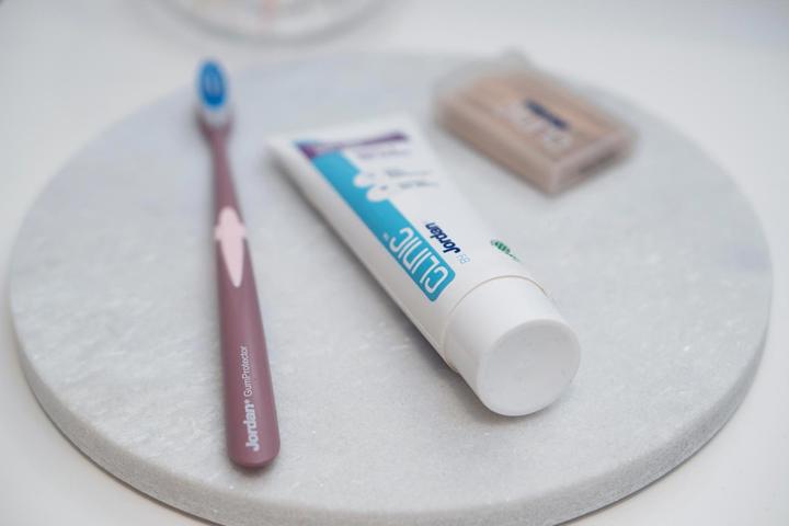 Produktbild Jordan* Clinic Gum Pector Zahnbürste Soft (Weich, 1 x)
