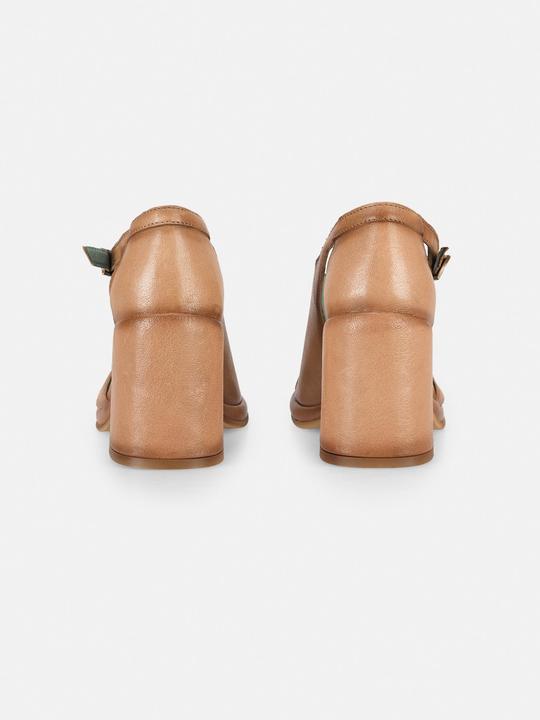Produktbild Felmini Stefanny D796, eine Sandale mit Absatz, bei der jedes Detail Eleganz ausstrahlt. Der Absatz ist luxu (42)