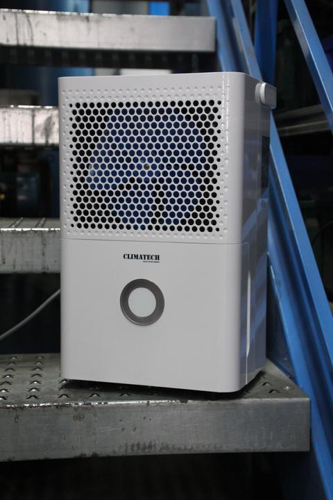 Immagine prodotto Climatech Deumidificatore YDL-10D, 10 litri (12 m², 10 l/24h)