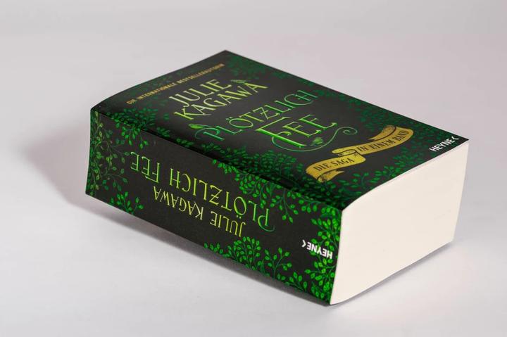 Produktbild Plötzlich Fee (Deutsch, Julie Kagawa, 2021)
