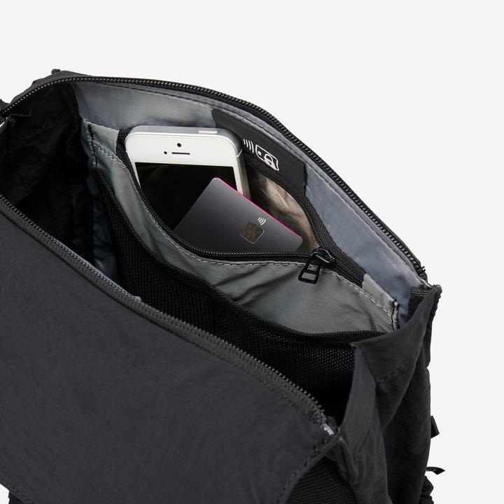 Actual product image Decathlon Small rucksack with laptop compartment (10 l)