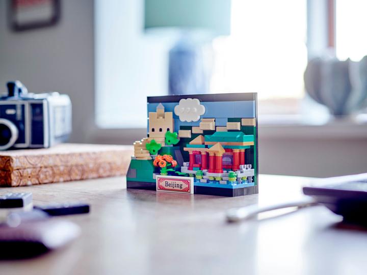 Produktbild LEGO Creator Postkarte aus Beijing (40654, LEGO Creator Expert)