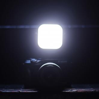 Actual product image Ulanzi VIJIM 360° Rotating LED Video Light (Video light)