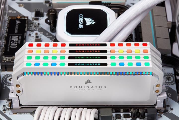 Produktbild Corsair Dominator Platinum RGB (4 x 16GB, 3600 MHz, DDR4-RAM, DIMM)