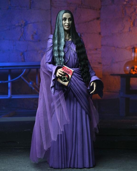 Produktbild Neca Rob Zombie's The Munsters Actionfigur Ultimate Lily Munster 18 cm