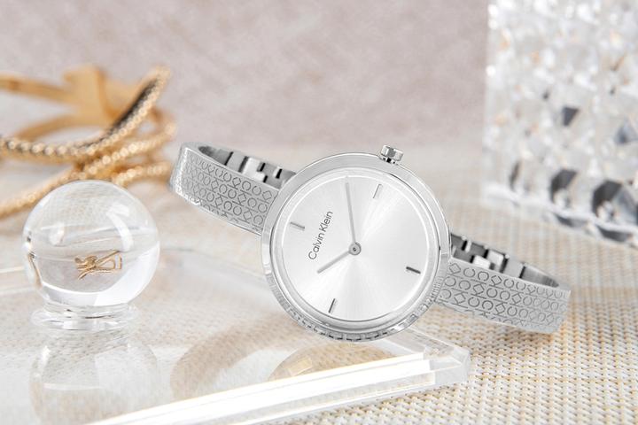 Image du produit Calvin Klein Iconic Damenuhr 25200181 + BOX