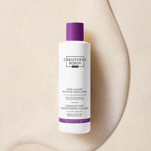 Image du produit Christophe Robin Soin lavant boucles fabuleuses à l'huile de graines de chia (250 ml, Shampoing liquide)