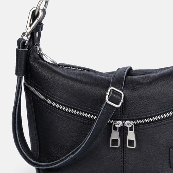 Actual product image FredsBruder Feeling Good shoulder bag leather 26 cm