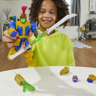 Produktbild Hasbro MixMashers Marvel Thanos individualisierbare Avengers Mix-And-Match Deluxe Action-Figur & Accessoire
