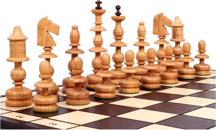 Image du produit Holzecke Échiquier et pièces d'échecs incrustés de cuivre