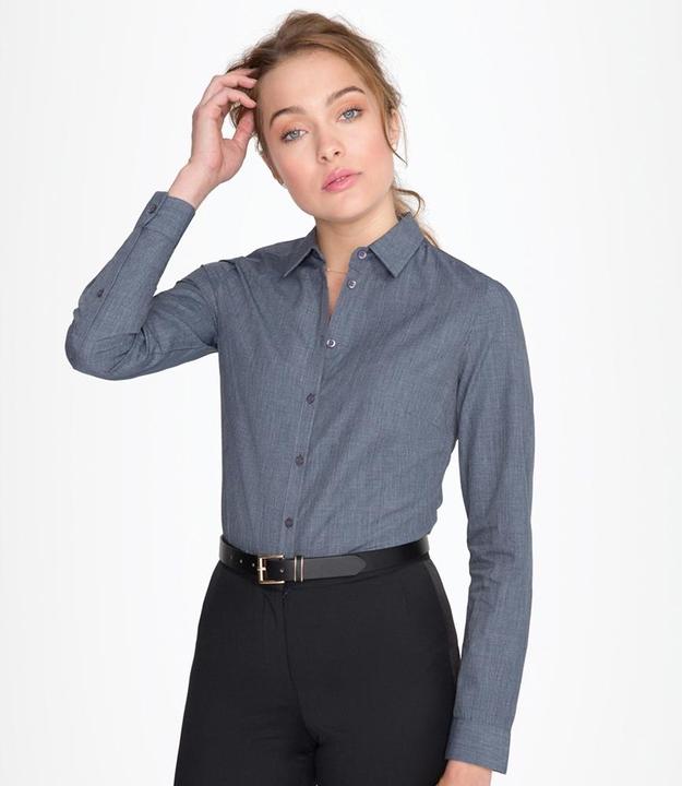 Actual product image Russell Collection long sleeve blouse (XL)
