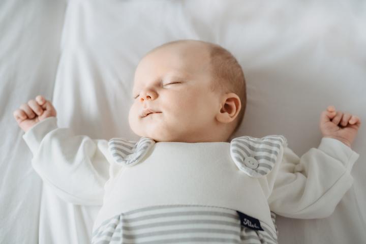 Produktbild Alvi Baby-Ganzjahresschlafsack Mäxchen Faces Gr. 56/62 (62 cm)