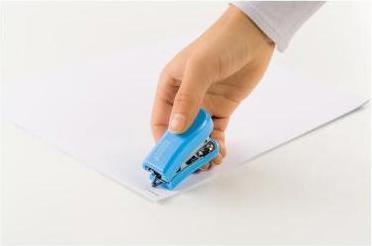 Actual product image Novus Mini stapler (12 Sheets)