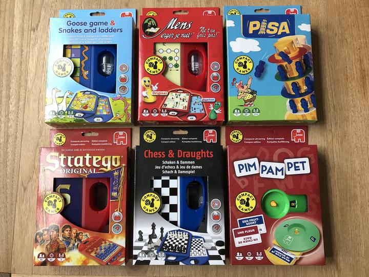 Produktbild Jumbo Spiel mit Gänsebrett und Schlangen und Leitern (Deutsch, Französisch, Englisch)