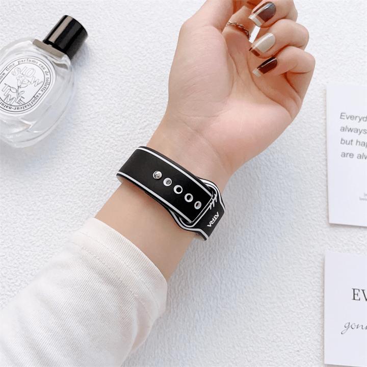 Produktbild Atra Apple Watch Armband Outline (45 mm, 42 mm, 44 mm, Silikon)