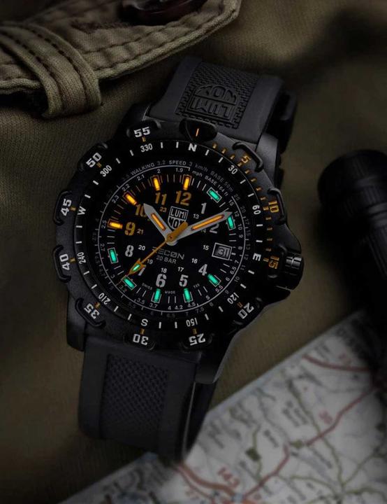 Actual product image Luminox Recon Point Man Heritage 8820h Series (Diving watch, 45 mm)