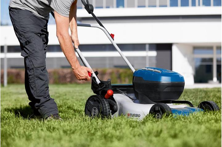 Produktbild Bosch Professional Akku-Rasenmäher (Akkubetrieb)