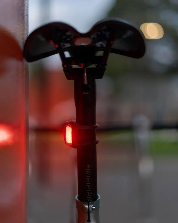 Actual product image knog. Frog V3 (40 lm, 20 lm)