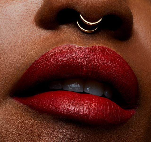 Produktbild MAC Cosmetics Retro Matte Liquid Lipcolour (Feels so Grand)
