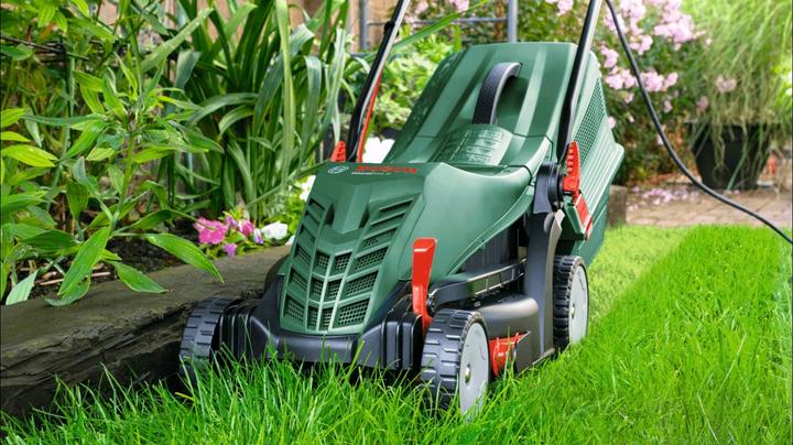 Immagine prodotto Bosch Home & Garden Bosch Rasenmäher UniversalRotak 34-405 (Corrente elettrica)