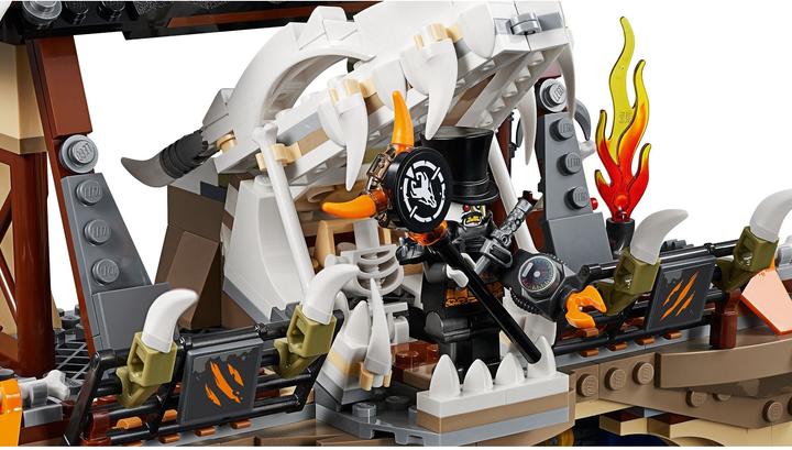 Actual product image LEGO Dragon Pit (70655, LEGO Ninjago)