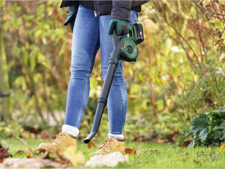 Actual product image Bosch Home & Garden Universal (Rechargeable battery operated, Leaf blower)