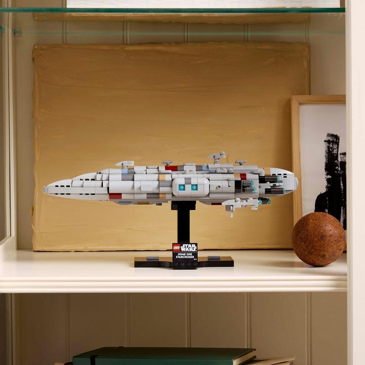 Produktbild LEGO Sternkreuzer Heimat Eins (75405, LEGO Star Wars)