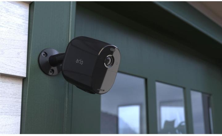 Produktbild Arlo Essential Spotlight Kamera 1er Set, schwarz (1920 x 1080 Pixels)
