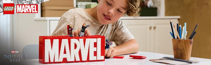 Produktbild LEGO Logo & Minifiguren (76313, LEGO Marvel)