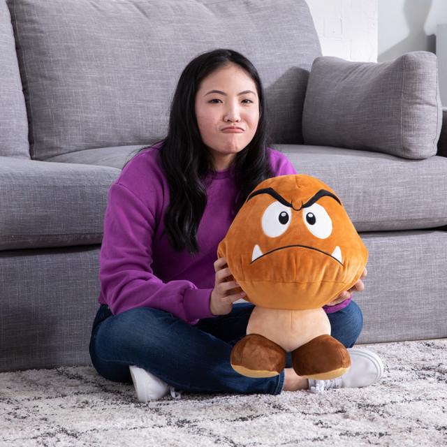 Immagine prodotto Nintendo Super Mario Plush: Goomba (40cm) (Club Mocchi-Mocchi) (31.75 cm)