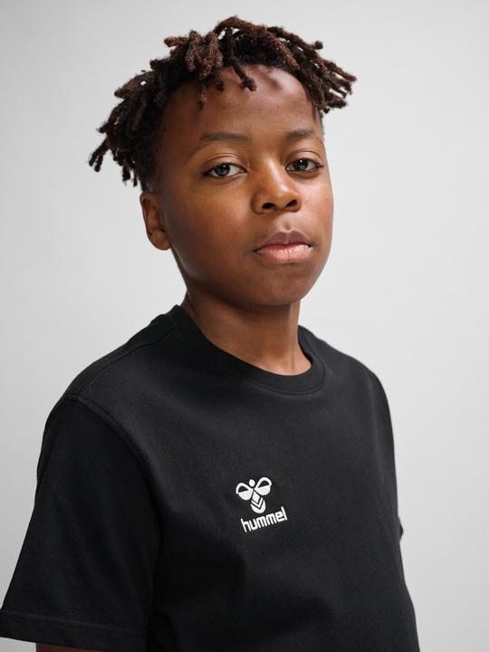 Actual product image hummel HMLGO 2.0 T-SHIRT S/S KIDS (140)